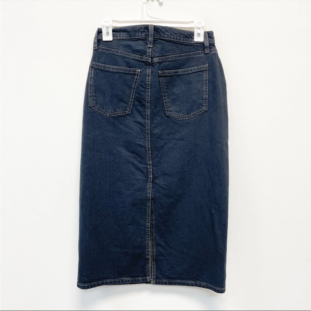π Universal Thread Women's High Rise Denim Back Slit Midi Skirt Dark Wash | NWT - Picture 3 of 11